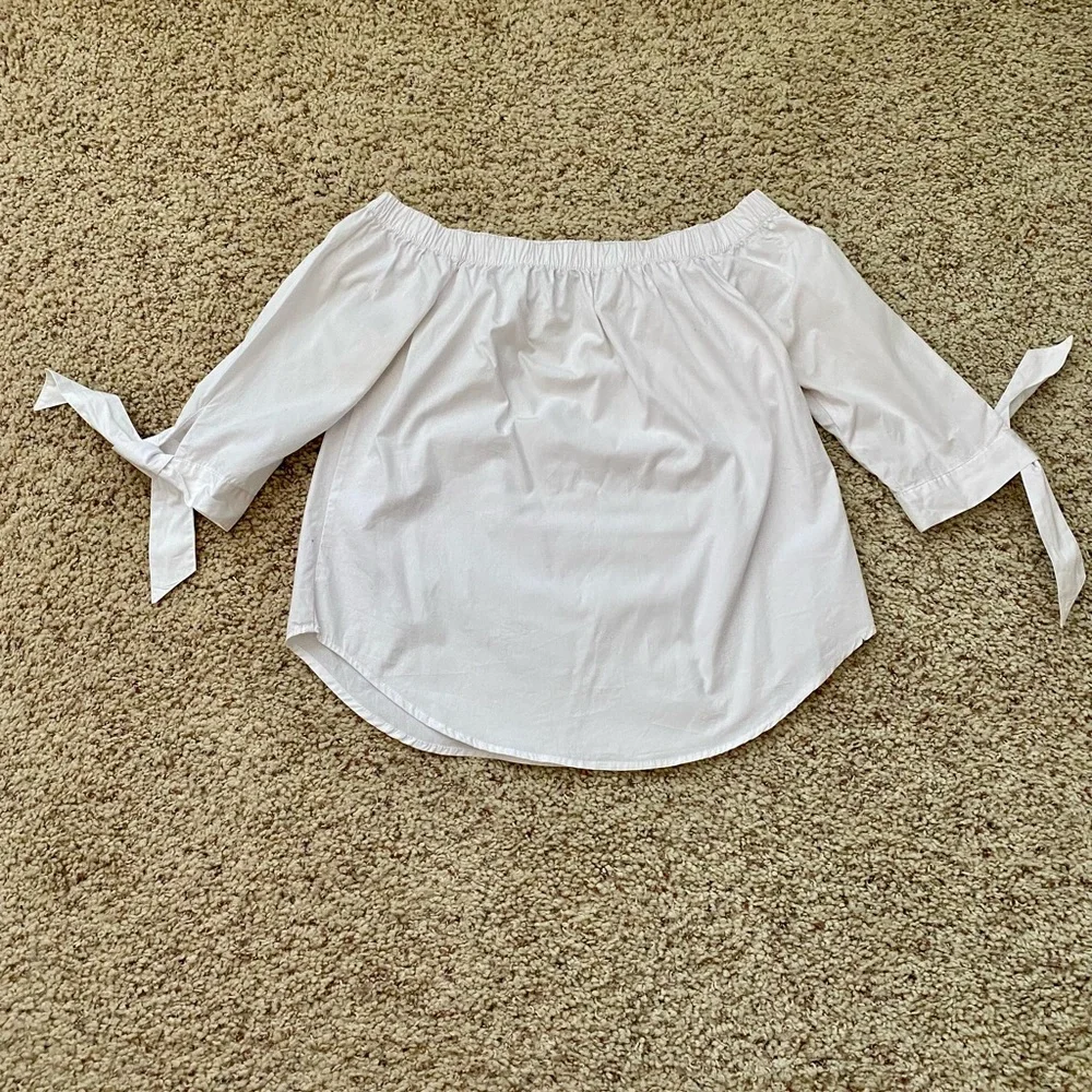 Off The Shoulder Top - Picture 2 of 5